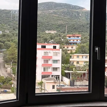 Lux * Vlorë